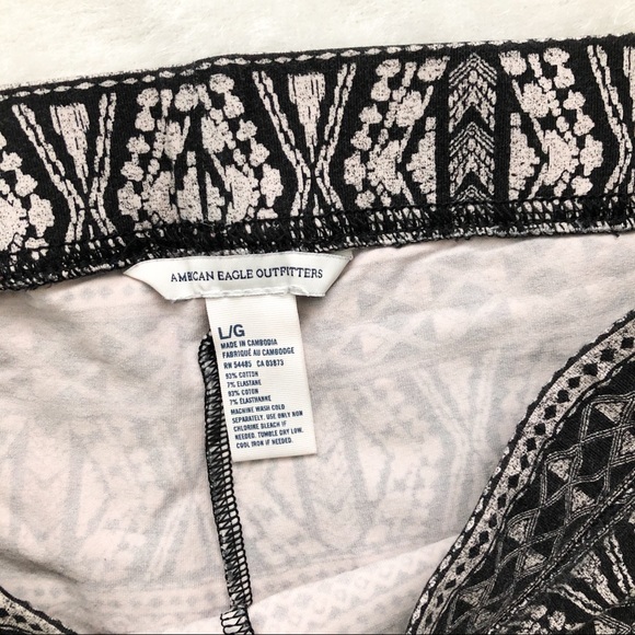 American Eagle Leggings - Picture 2 of 3